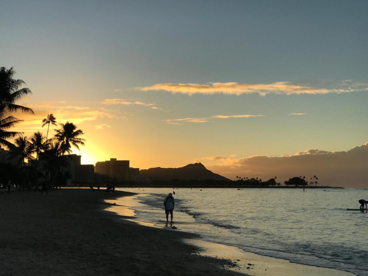 الشقق الفندقية هونولولوفي  Ala Moana Flats 1 المظهر الخارجي الصورة